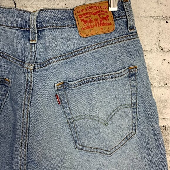 Levi's 569 Loose Straight Jean Shorts 12' Light Wash Stretch Denim - Picture 7 of 12